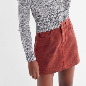 🌱UO BDG Mini Skirt